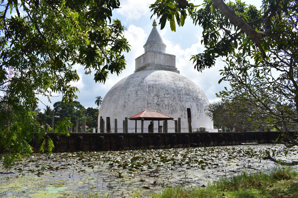 Buddhist temple Tissamaharama