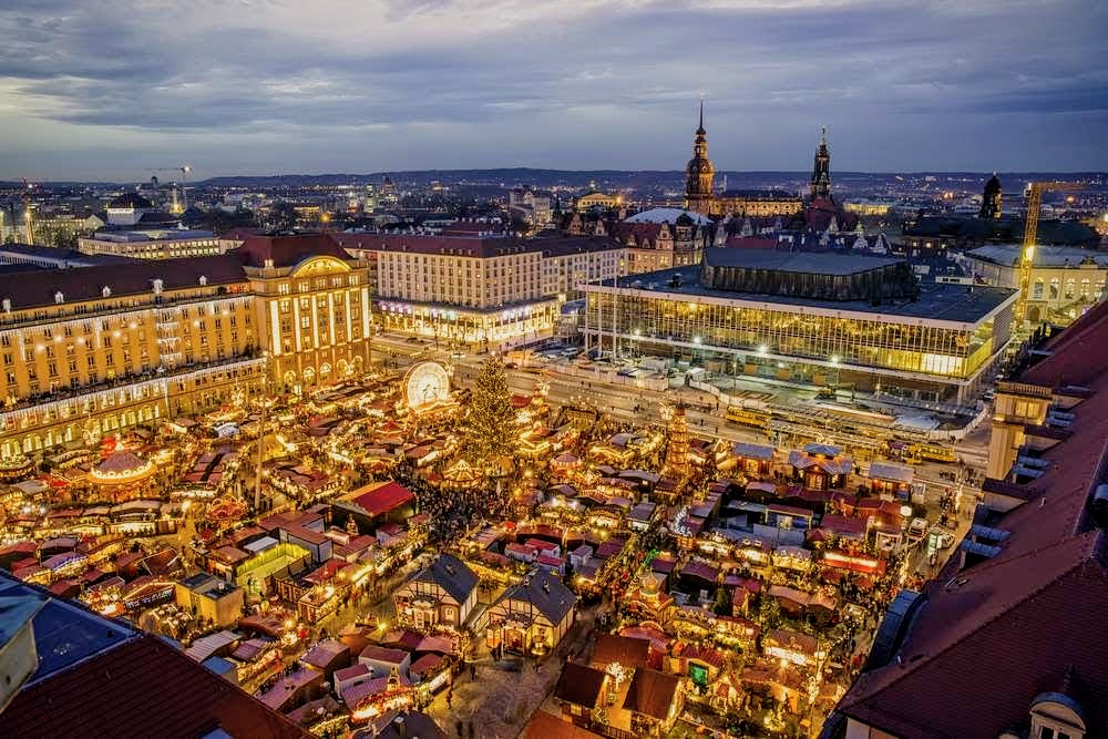 Dresden’s Striezelmarkt